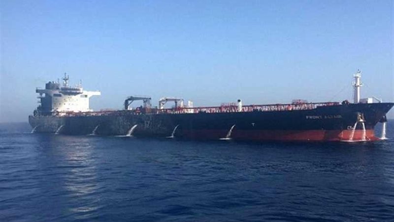 عمان ترسل سفينتي