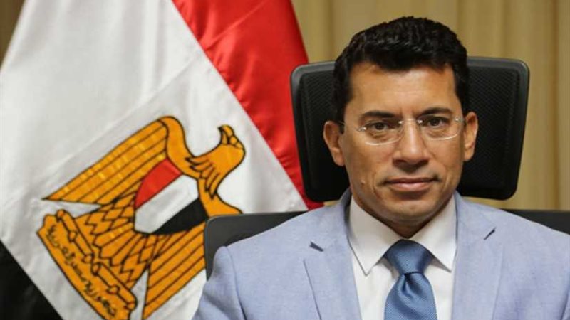 وزير الرياضة يشارك