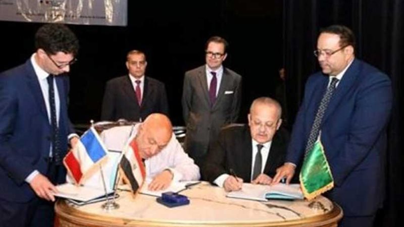 جامعتا القاهرة والسوربون