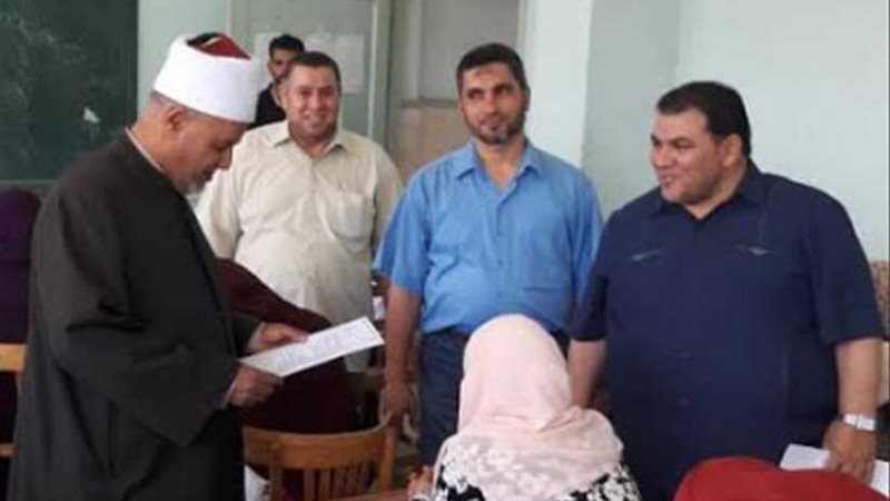 الأمير يتفقد امتحانات