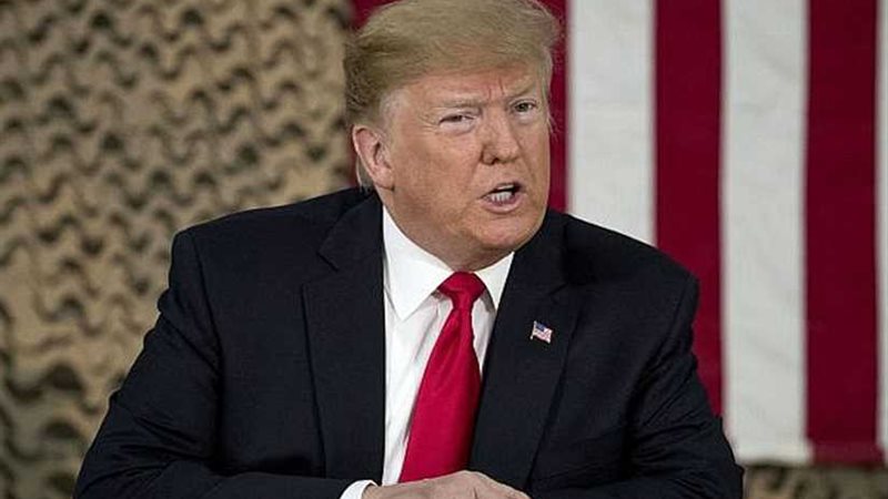 ترامب يعلن مغادرة