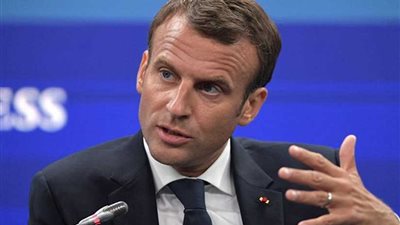 الرئيس الفرنسي يفتتح معرض 