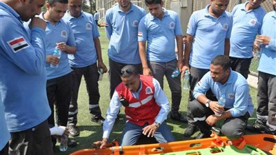 استعدادا للأمم الإفريقية.. خطة لتدريب المسعفين على إخلاء الاستادات