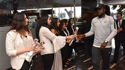 بعثة نيجيريا تصل الإسكندرية استعدادا لأمم الإفريقية