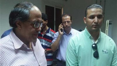 قيادات قضائية وتنفيذية تحقق في حادث انقلاب سيارة نقل بإقليمي المنوفية