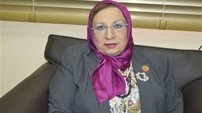 إيناس عبدالحليم تشارك في تكريم منفذي مبادرة إنهاء قوائم الانتظار بجامعة المنصورة