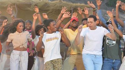 كواليس أغنية حكيم في كأس الأمم الإفريقية (صور)