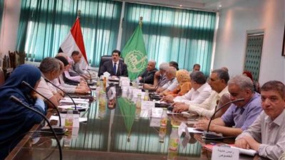 القليوبية تبحث طرق مكافحة ناقلات الأمراض