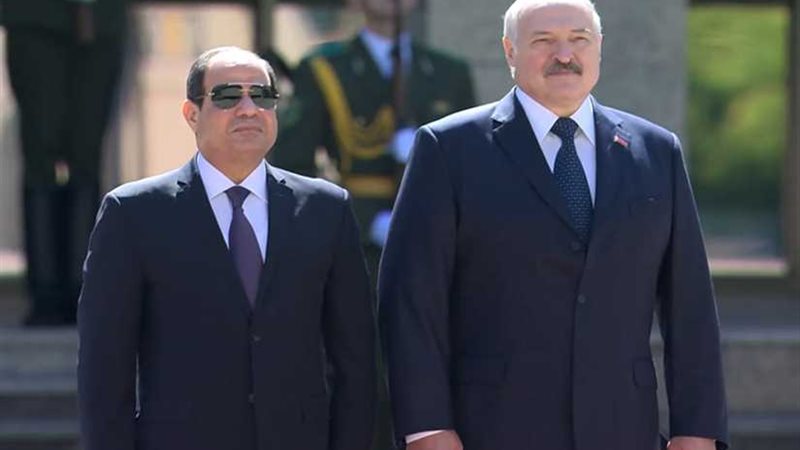 سياسيون: جولة الرئيس