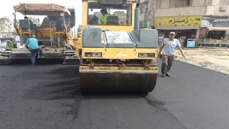 استكمال أعمال رصف