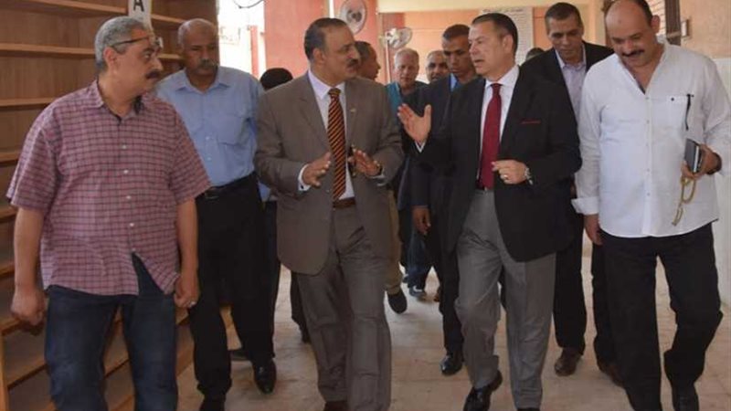 محافظ بني سويف يتابع