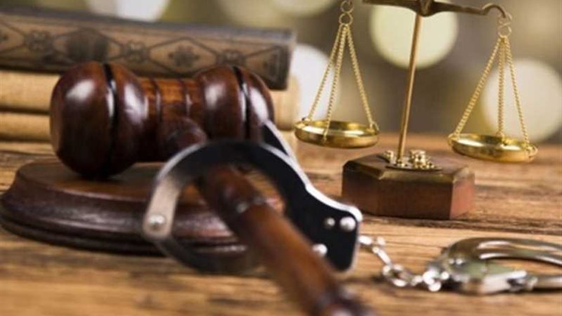 في أول جلسة بعد وفاة