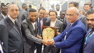 منتخب موريتانيا يصل القاهرة إستعدادًا لمنافسات المجموعة الخامسة بأمم إفريقيا