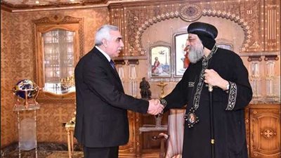 البابا يستقبل سفير العراق