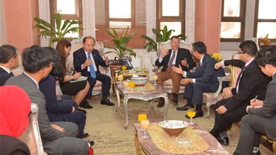 محافظ بني سويف يستقبل وفدًا كوريًا رفيع المستوى