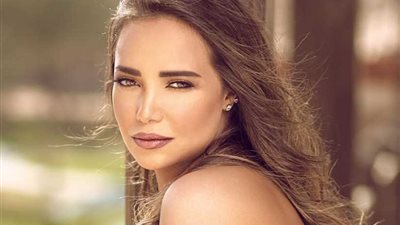 تعرف على سر ظهور محمد صلاح في كليب راندا حافظ الجديد