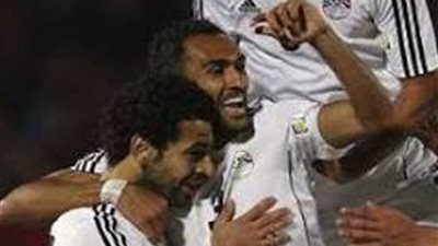 شارة قائد الفراعنة أمام زيمبابوي اليوم في افتتاح الكان حائرة بين 