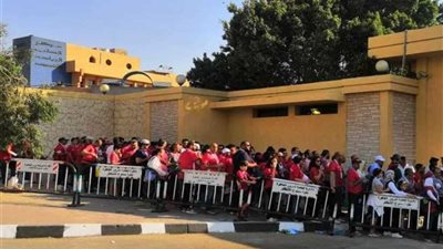 بالصور.. الجماهير تتوافد على استاد القاهرة