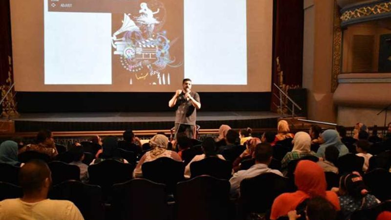 بالصور... القومي