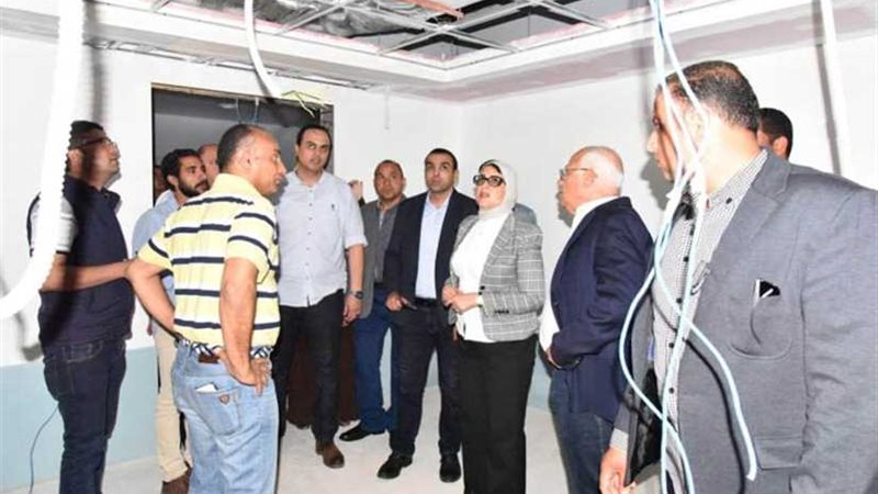 وزيرة الصحة تتفقد