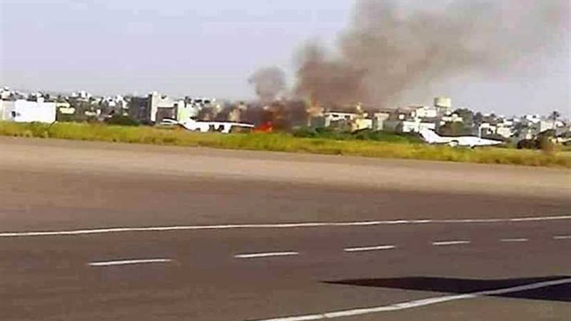 تصاعد النيران من