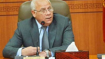 محافظ بورسعيد يبحث دعم التعليم الفني لتحقيق متطلبات سوق العمل