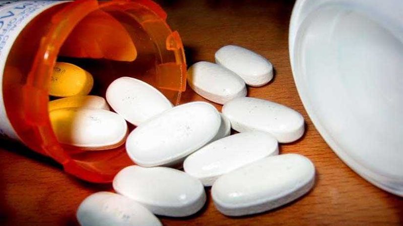 إحباط إدخال 100 ألف