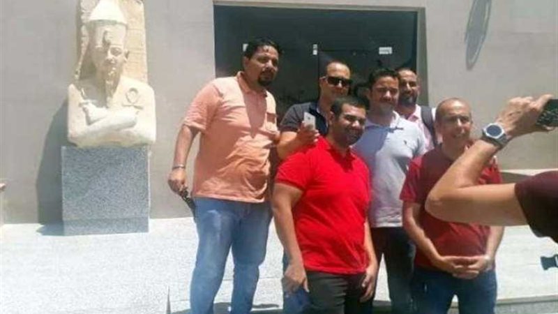 جولة للوفد التونسي