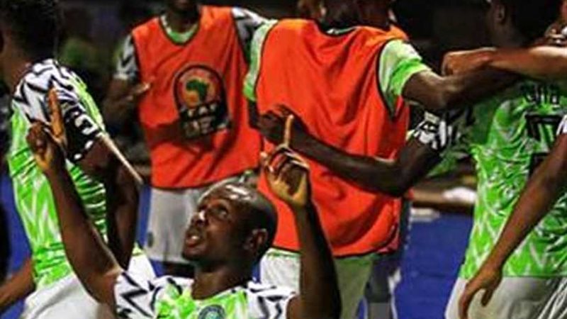 نيجيريا تتصدر المجموعة