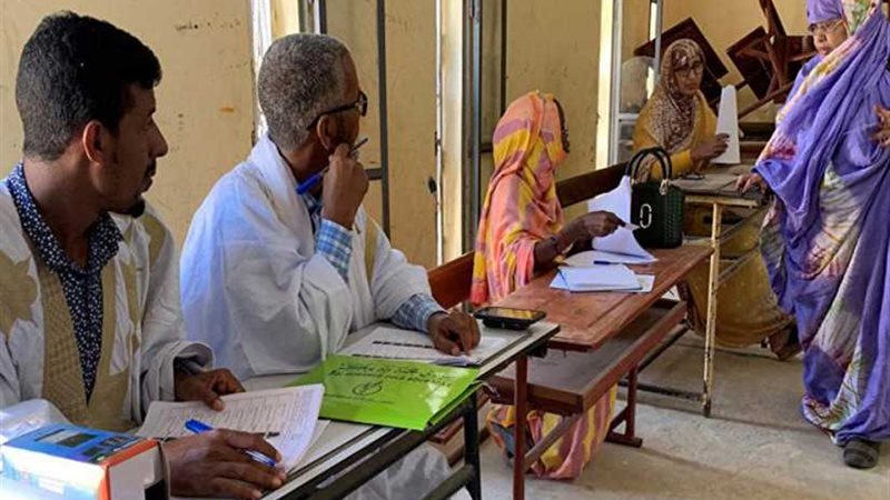 بدء عمليات فرز الأصوات