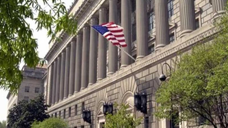 واشنطن تحظر على خمسة