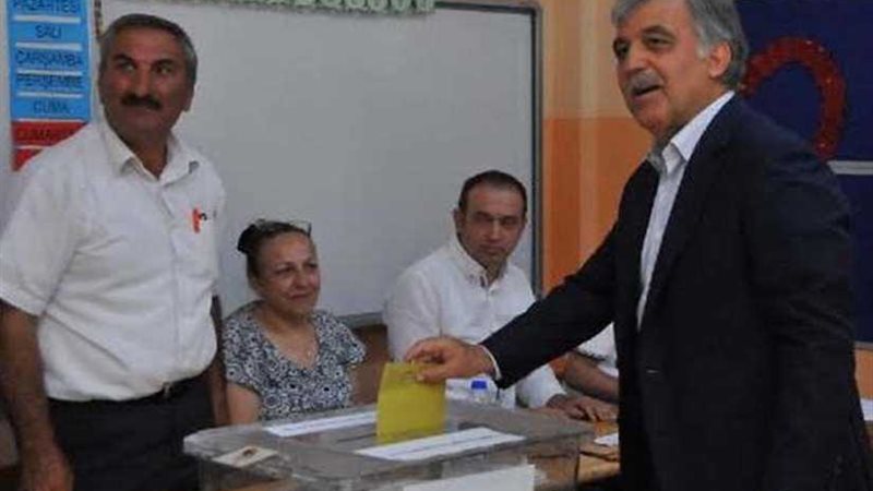 جول يلمح للانتخابات