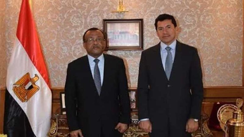 وزير الشباب والرياضة