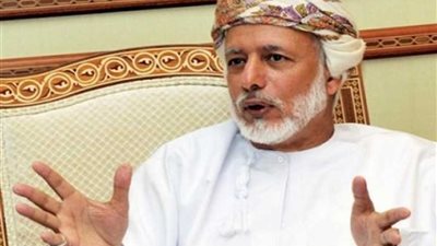 وزير الشؤون الخارجية العُماني يلتقي مسؤولًا أمريكيًا