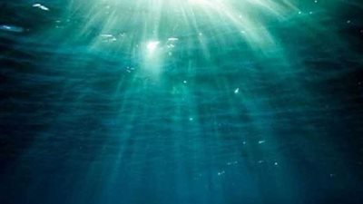 العلماء يكتشفون خزانا ضخما للمياه العذبة تحت المحيط