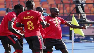 وزير الرياضة الأوغندي يحث منتخب بلاده على مواصلة الانتصارات في كأس أمم إفريقيا