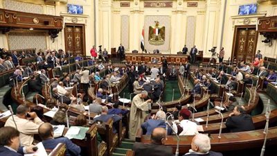 النواب يقر قانون العلاوة الدورية وفئة مالية مقطوعة للعاملين بالدولة