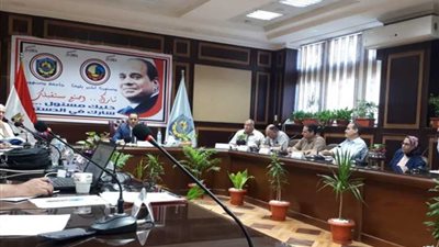 رئيس جامعة دمنهور: الشباب هم قوة الدولة وشعلة إنارة المستقبل