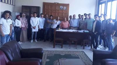 إجراء المقابلات الشخصية لطلاب جامعة دمنهور المتقدمين للمعسكر الصيفي بروسيا