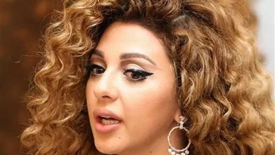 فنان لبناني لـ