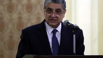 الكهرباء: تطوير شبكات التوزيع في 5 محافظات بالصعيد