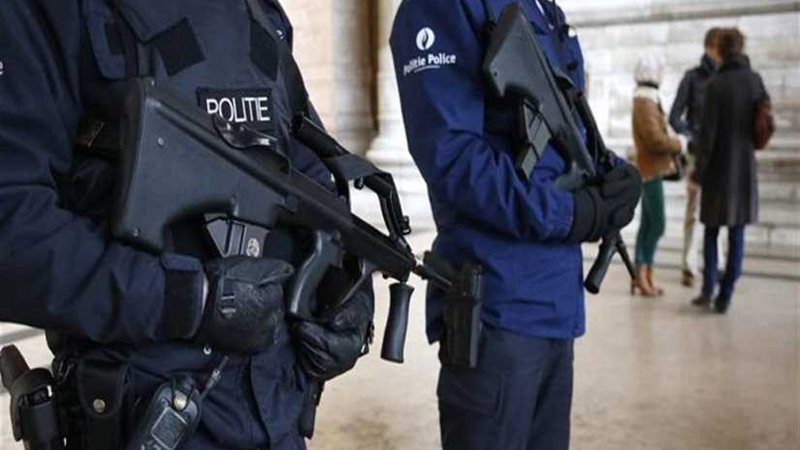 بلجيكا تعتقل رجلا