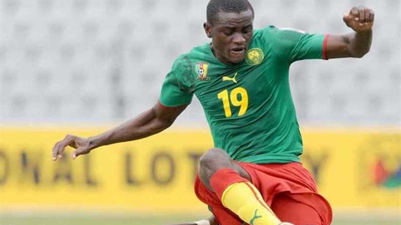 كاف يرفض استبدال