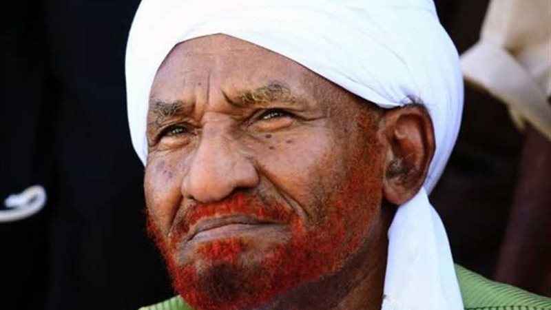 الصادق المهدي يكشف