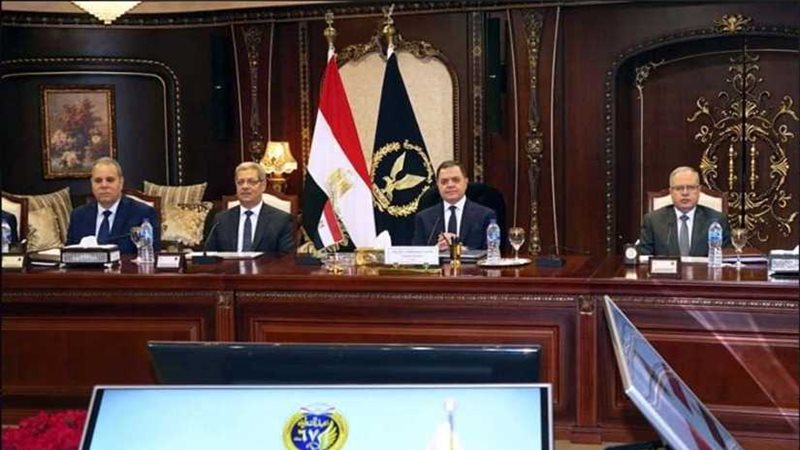 وزير الداخلية يستقبل