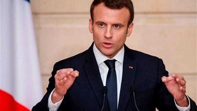 ماكرون سيبذل 