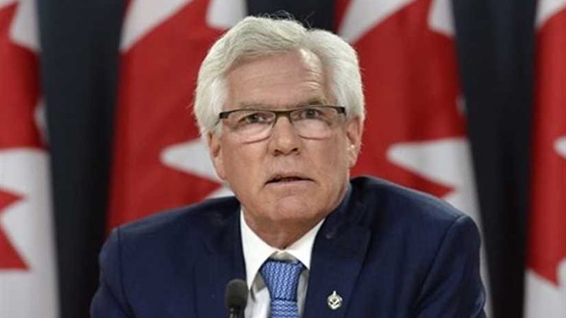 كندا تحقق في شهادات