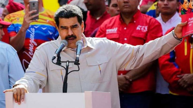 مادورو يعلن إلقاء