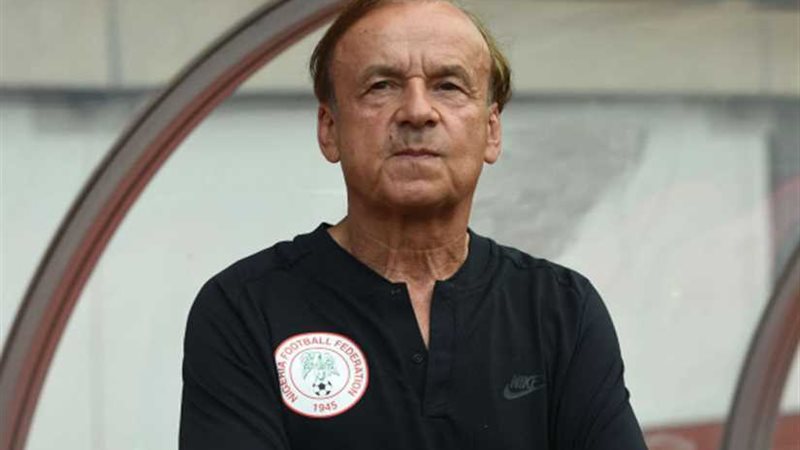 المدير الفني لمنتخب