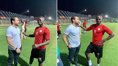 بالصور.. الصقر يلتقي بماني وسيسيه في مران السنغال